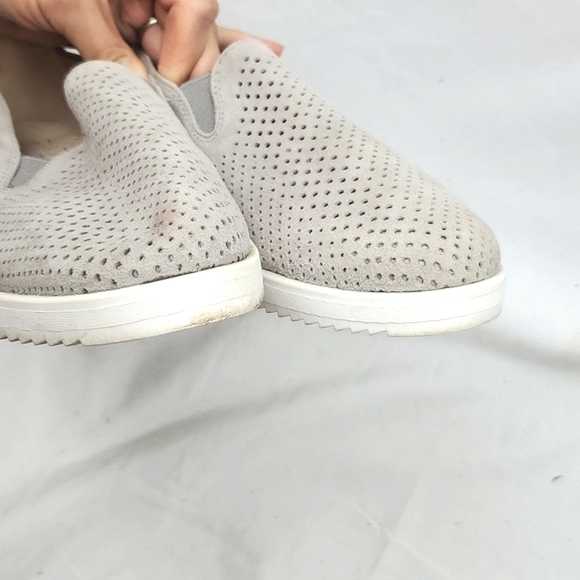 Naturalizer Donnie Gray Perforated Leather Slip On Loafer - Picture 7 of 9